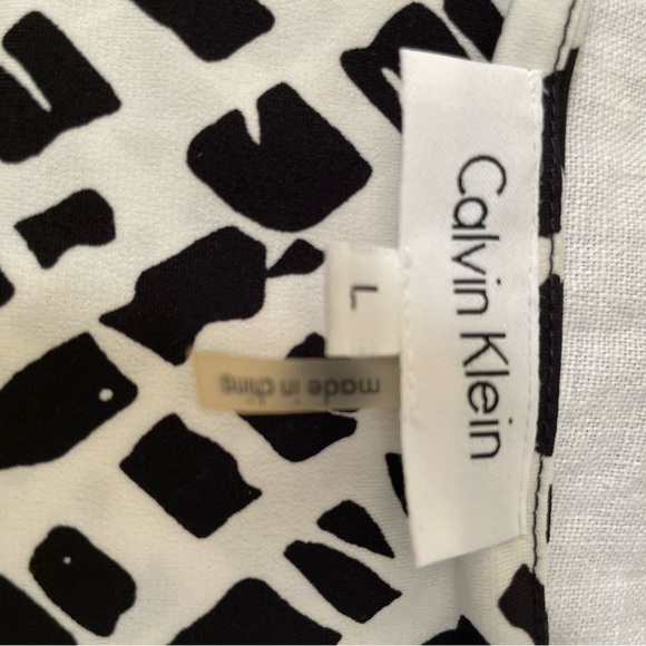 Calvin Klein Sleeveless Blouse Size Large - Picture 3 of 3